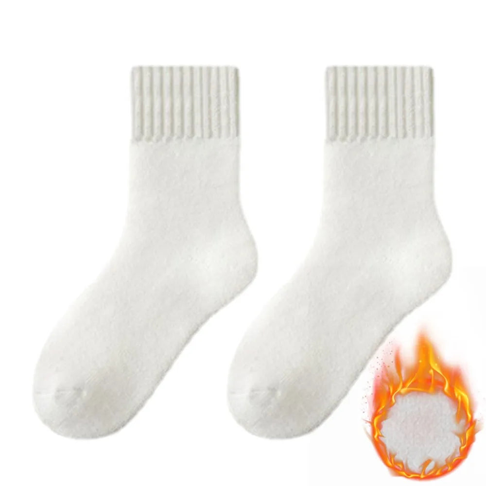 white Color Women’s Thick Thermal Socks For Winter Sleep & Lounge