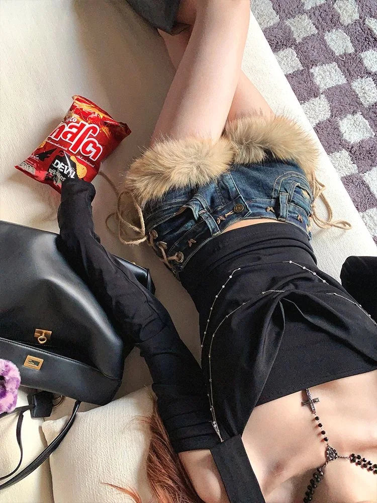Women’s Low-Rise Y2K Denim Shorts With Faux Fur Trim