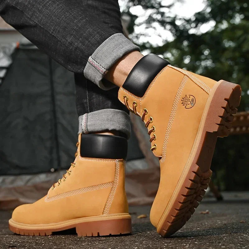 Men’s PU Outdoor Boots With Rubber Sole Lace-Up Design