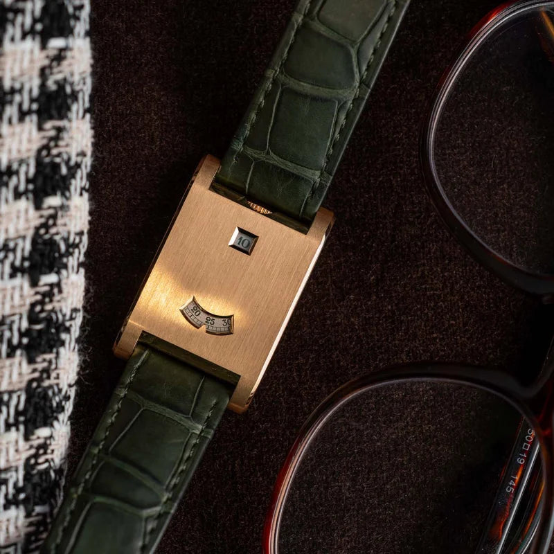 Men's Rectangular Quartz Watch – Leather Band, Shock Resistant