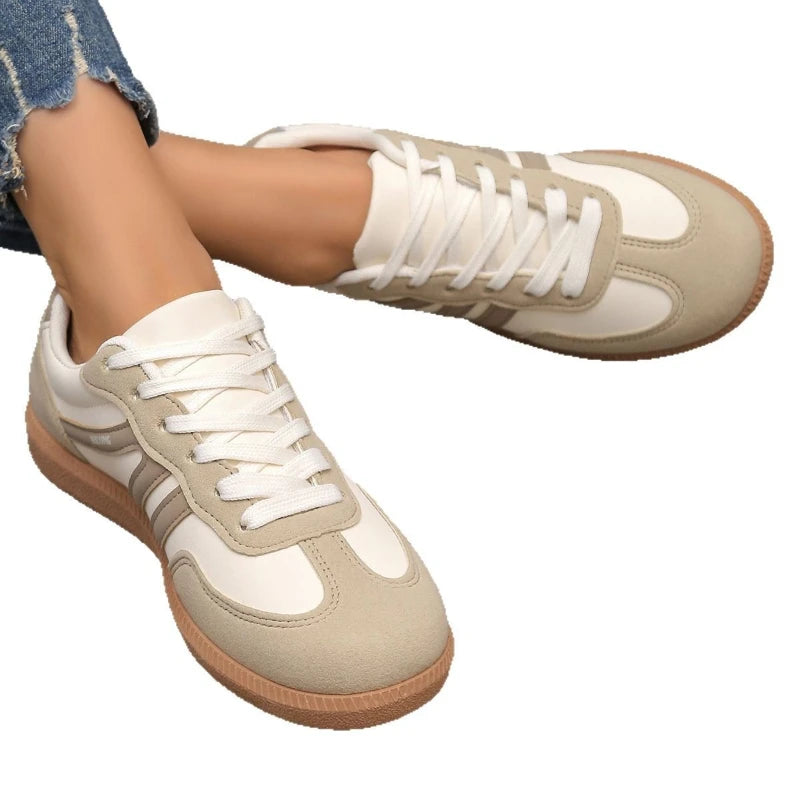 Women’s Colorblock Casual Sneakers – Low Flat Lace-Up