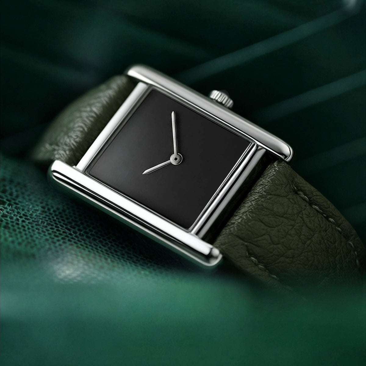 Men's Rectangular Leather Strap Quartz Dress Watch