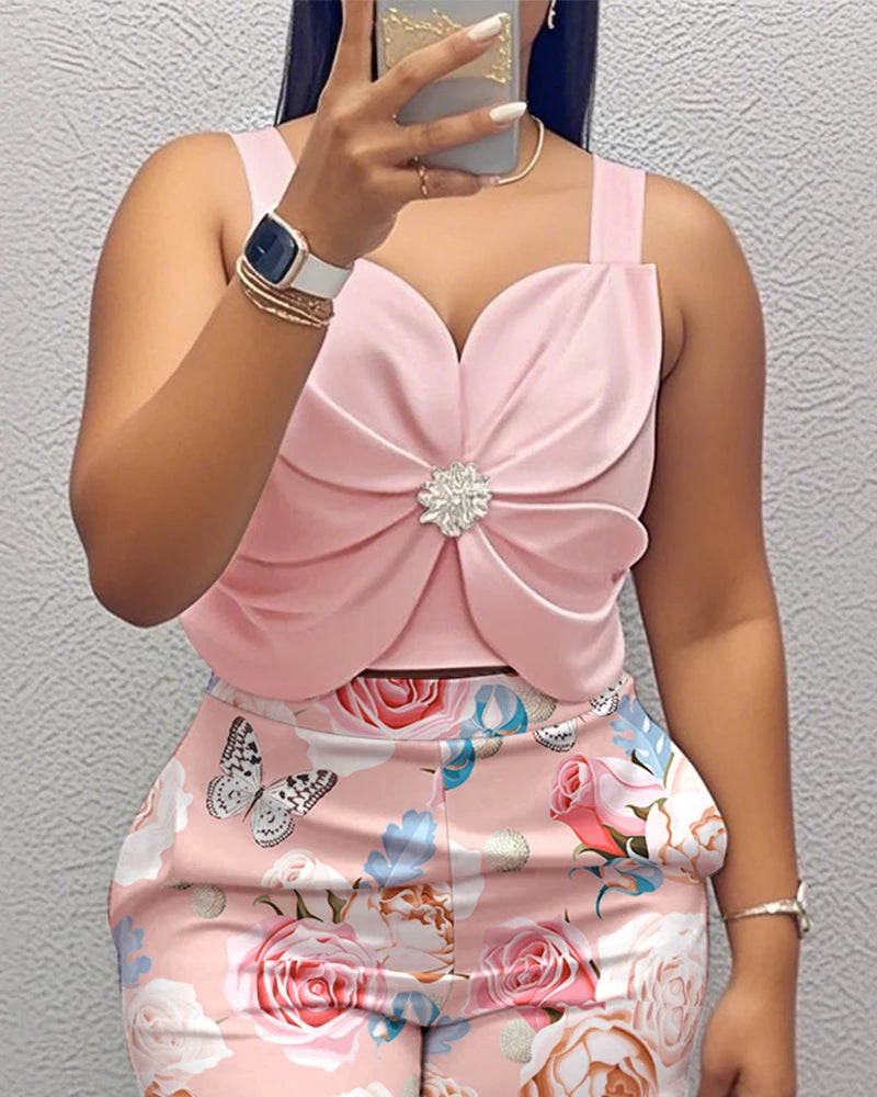 Women’s 3D Flower Crop Top And Floral Shorts Set
