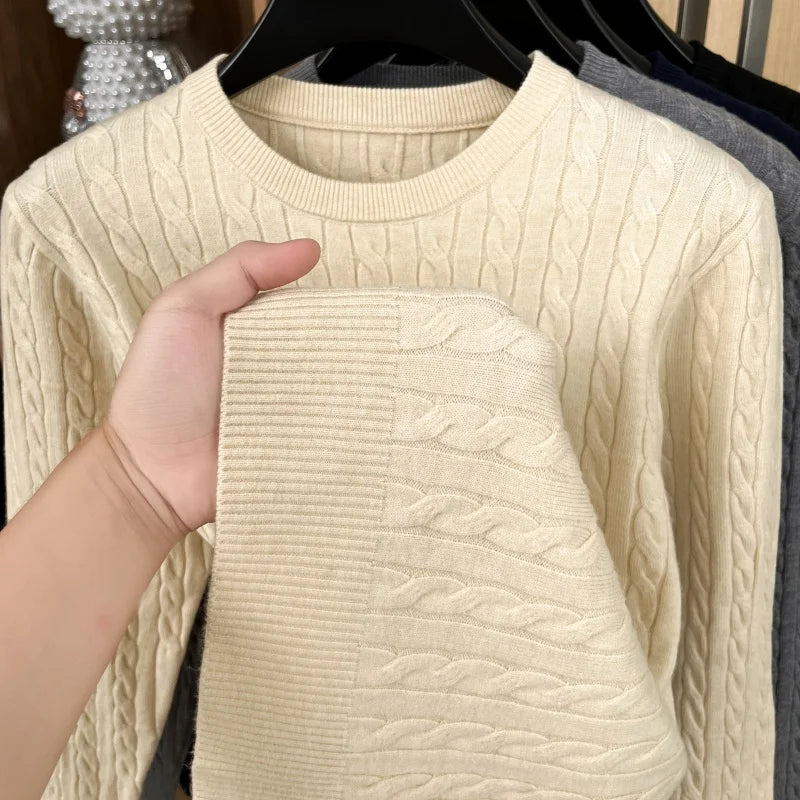 Men’s Casual Knit Sweater with Embroidered Animal Design