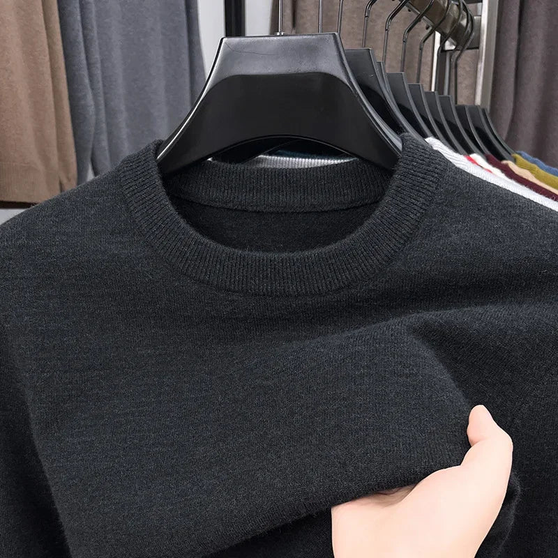 Men's Knit Pullover Sweater With Diamond Pattern