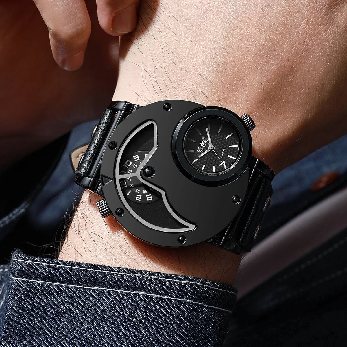 Men’s Large Dial Quartz Watch With Leather Strap