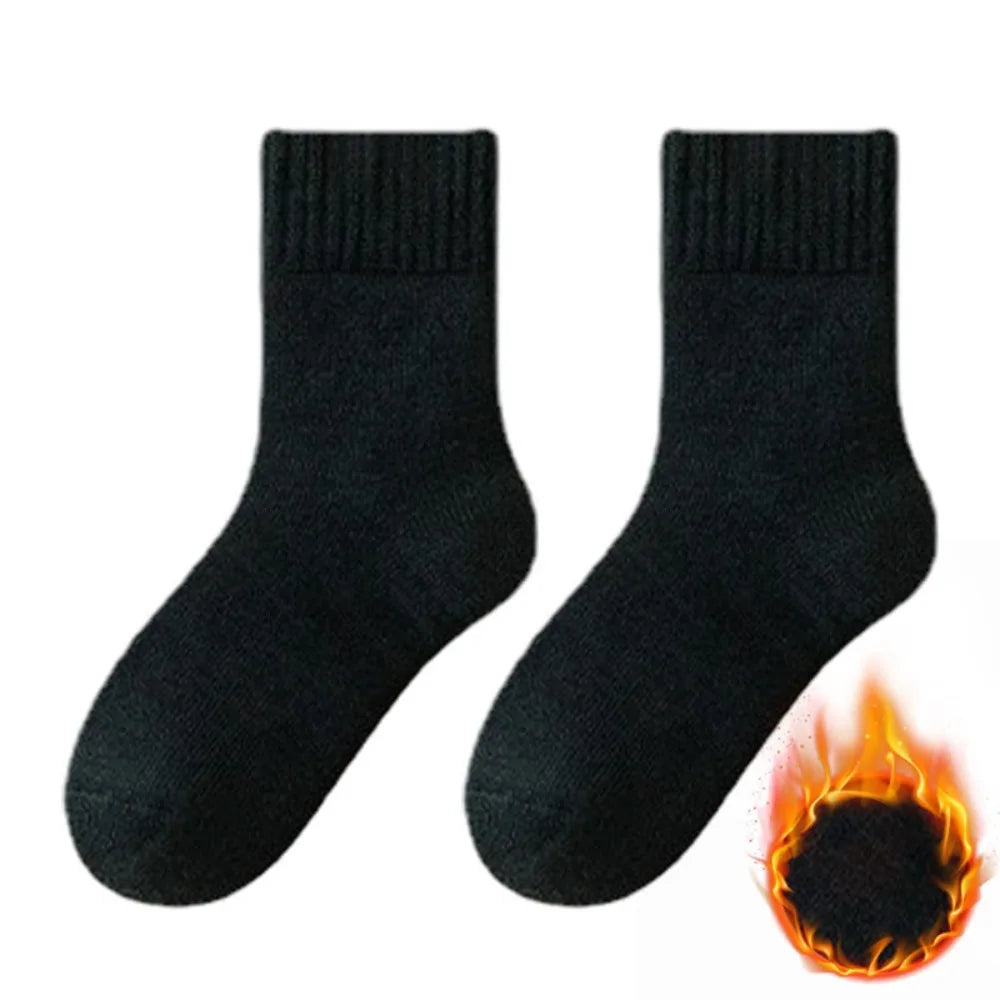 black Color Women’s Thick Thermal Socks For Winter Sleep & Lounge