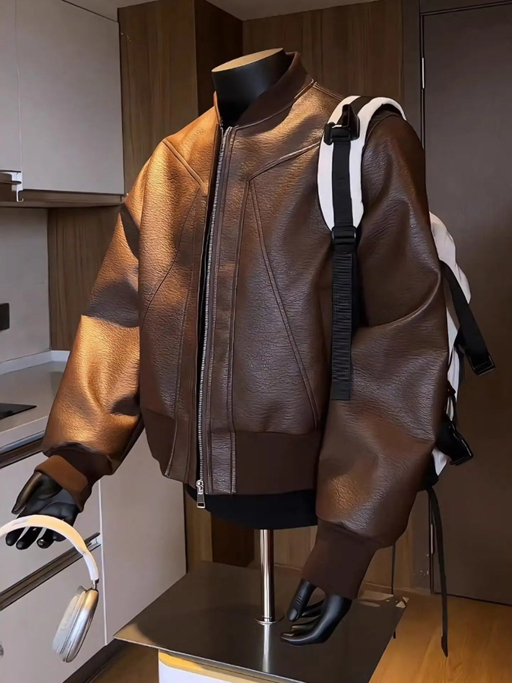 Men's Retro PU Leather Motorcycle Jacket With Zipper