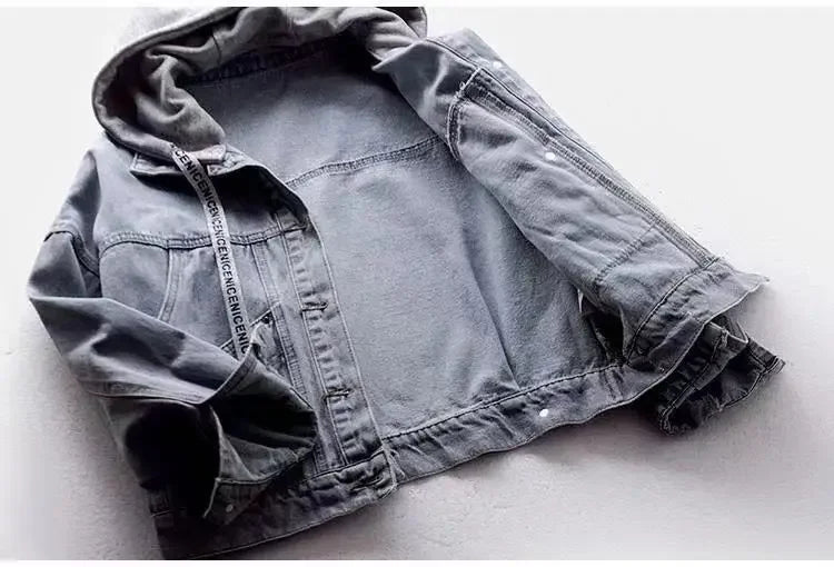 Women’s Hooded Denim Jacket With Large Pockets