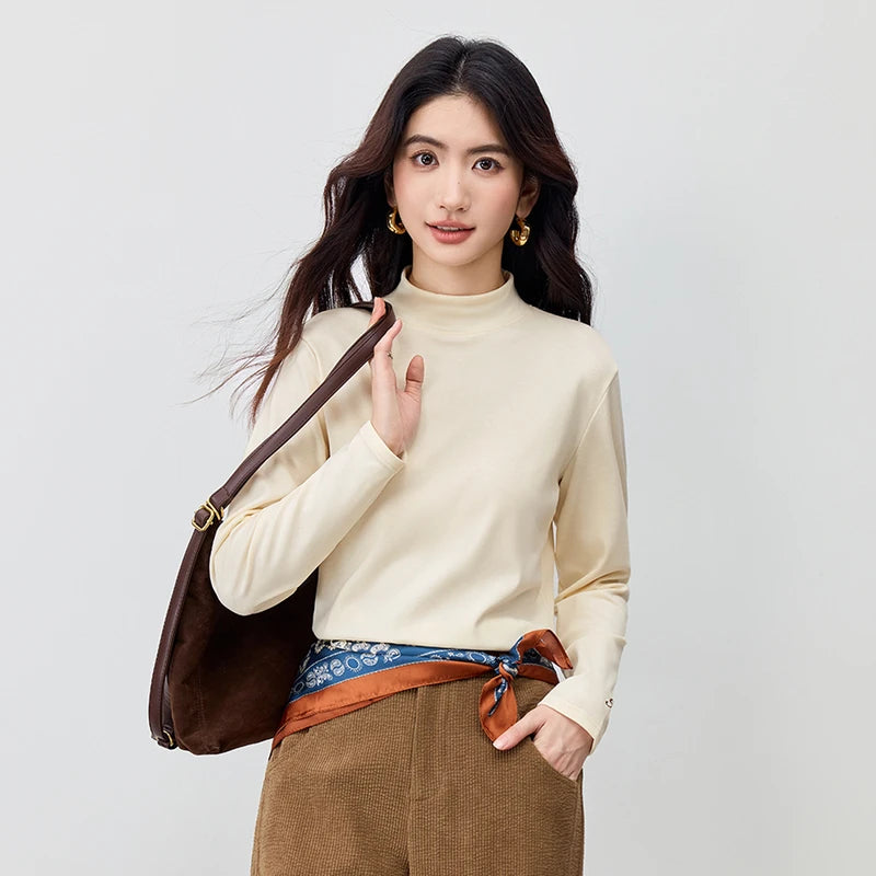 Off-white T-Shirts Color Women’s Knitted Turtleneck Top – Thick Letter Embroidery