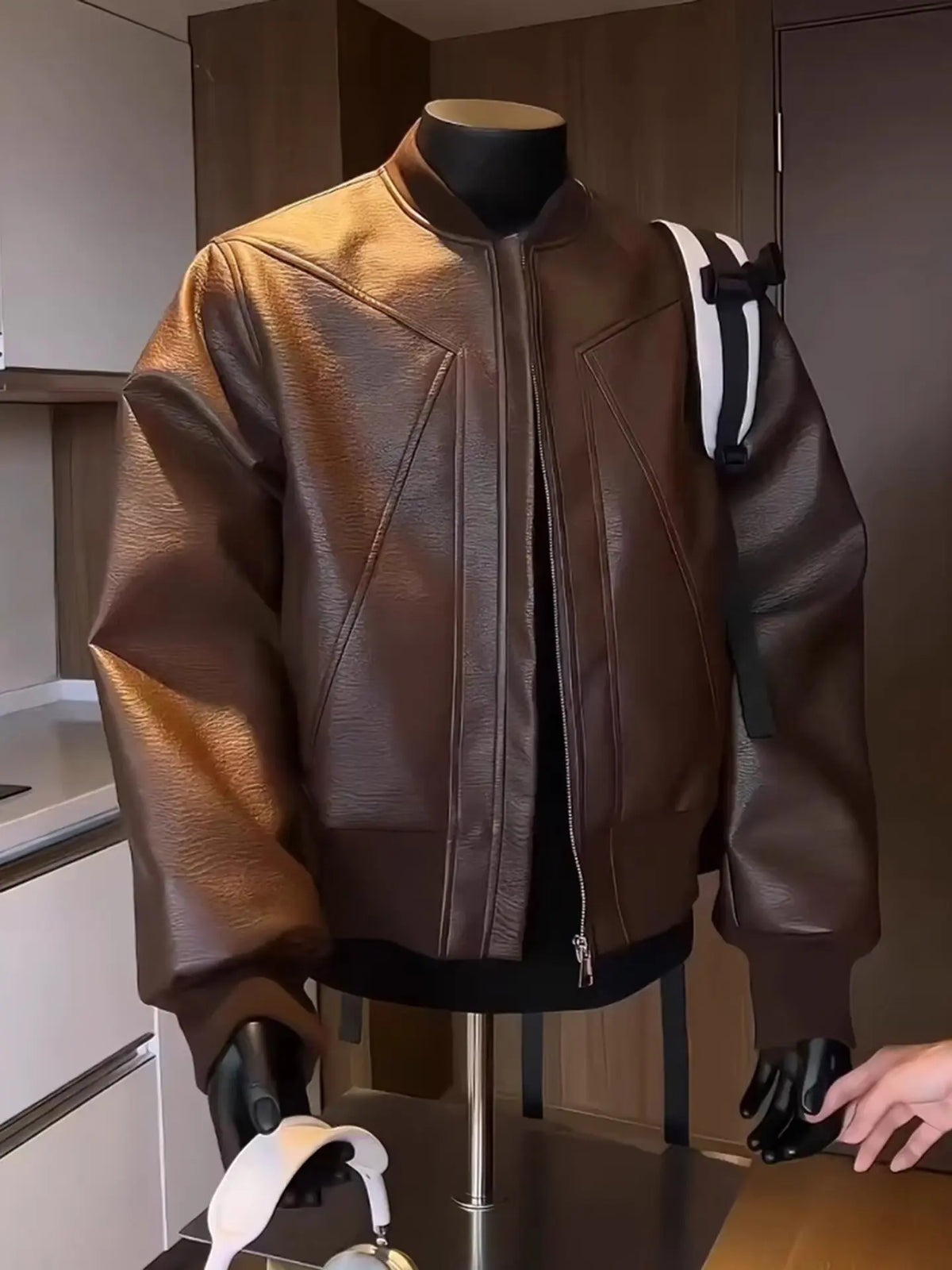 Men's Retro PU Leather Motorcycle Jacket With Zipper
