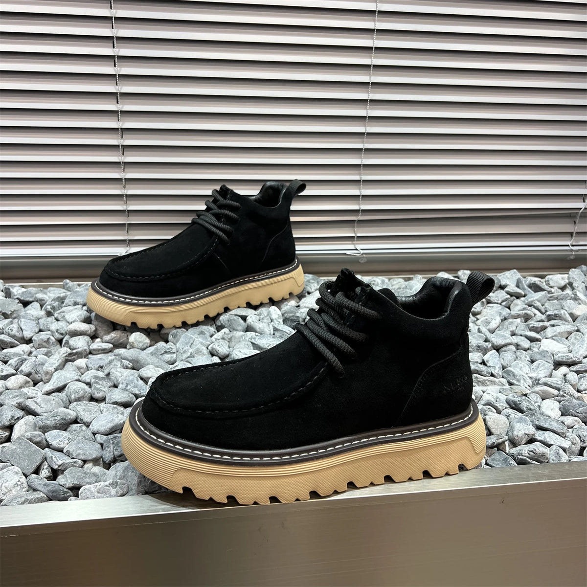 Men’s Thick Sole Running Sneakers – Breathable & Non-Slip