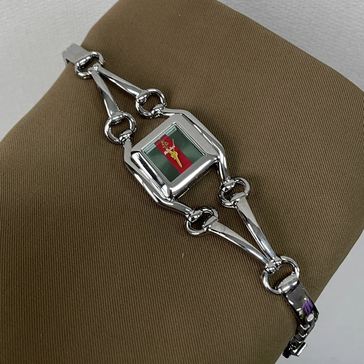 Women’s Waterproof Fashion Watch With Irregular Dial