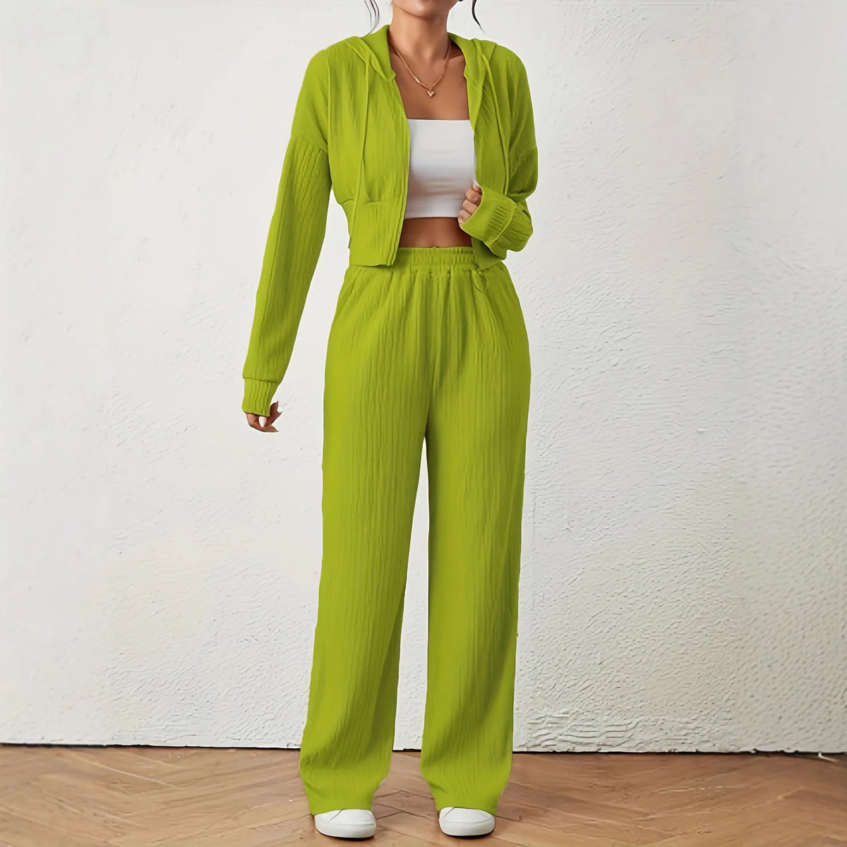 Women’s Hooded Two-Piece Jogger Set With Zipper Top